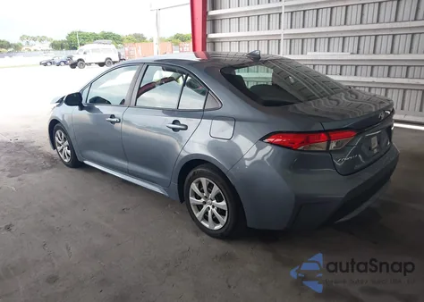 2021 Toyota Corolla Le z USA, uszkodzony, nr VIN 5YFEPMAE5MP147851